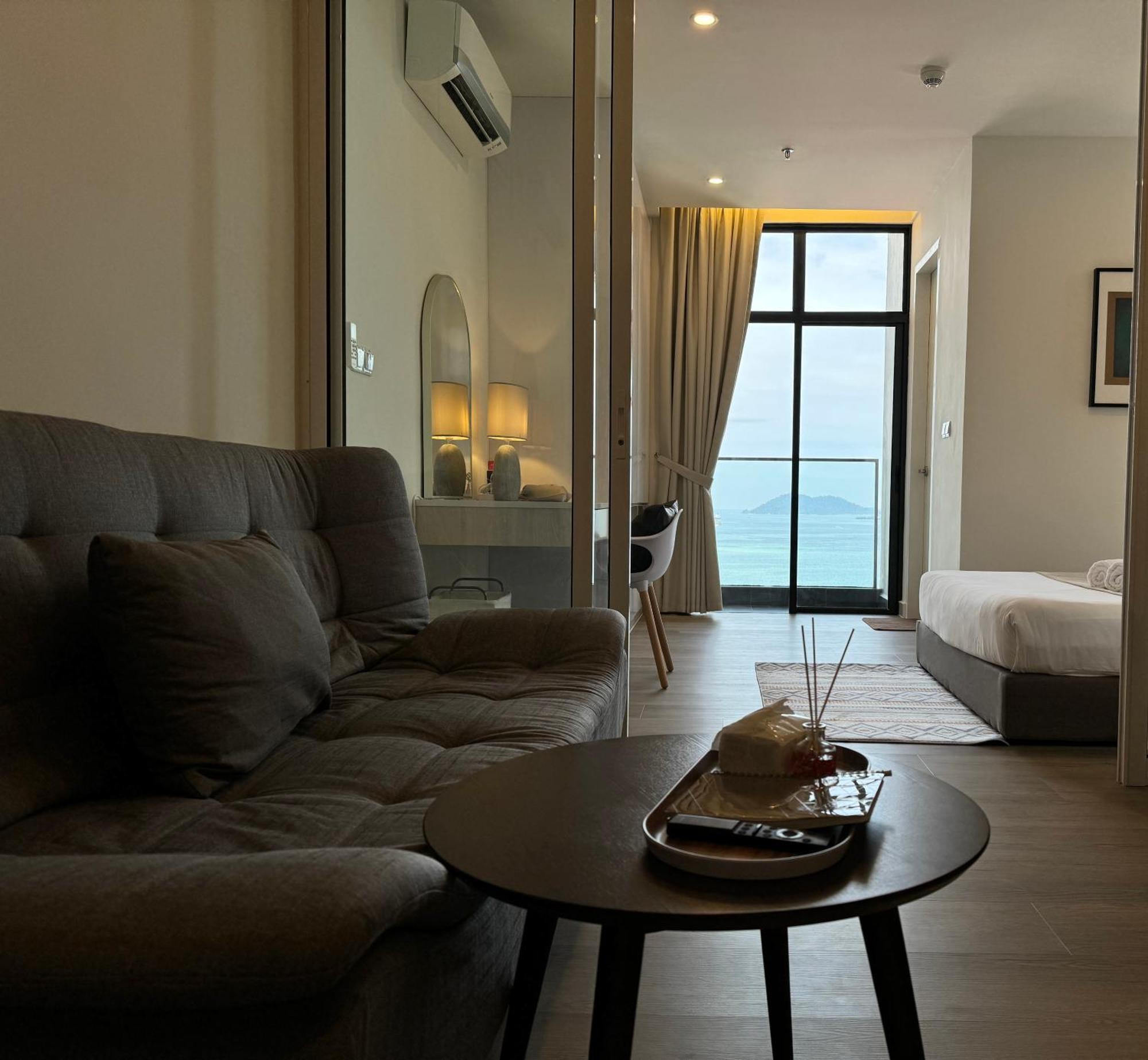 The Shore Cbd Kota Kinabalu By Laxzone Suite מראה חיצוני תמונה