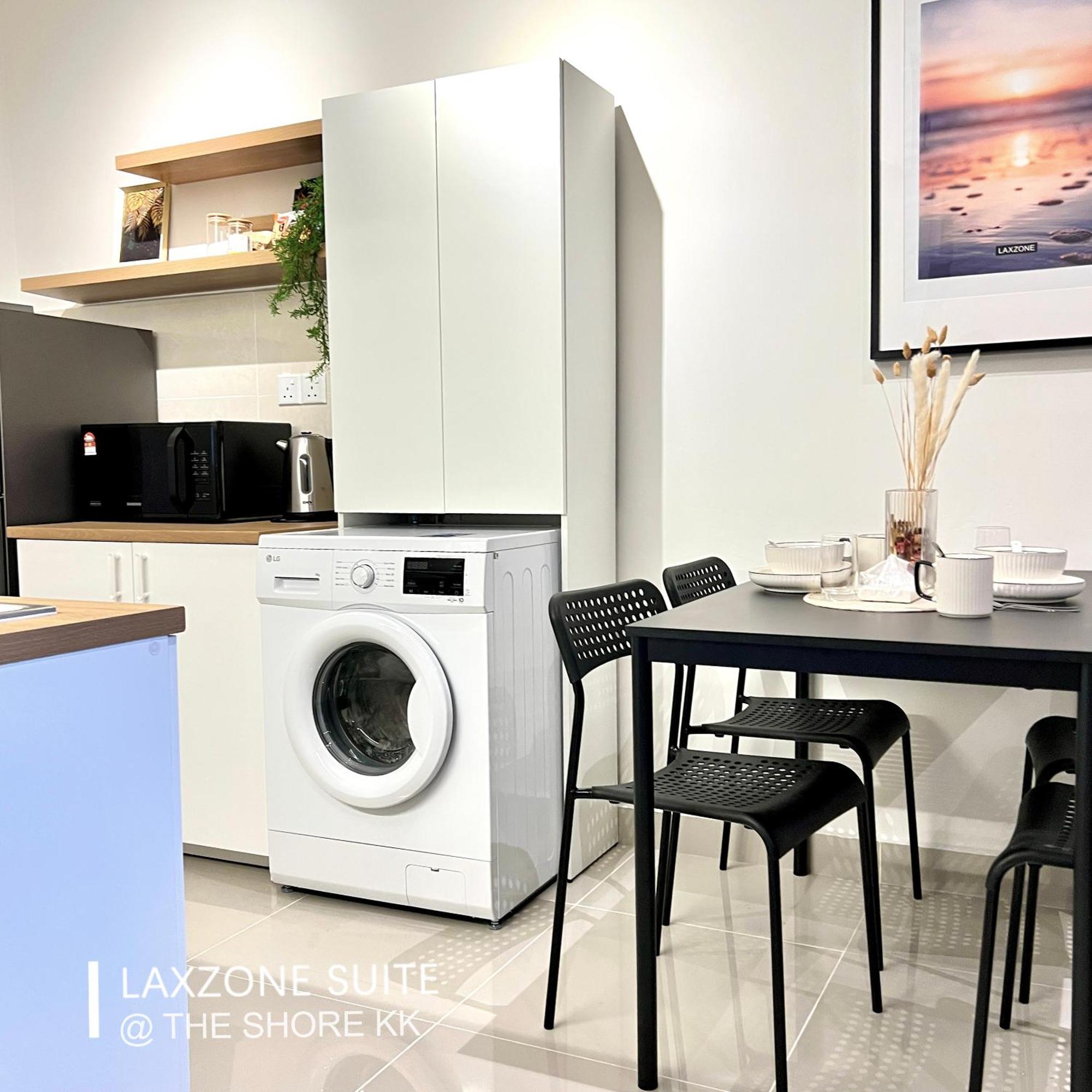 The Shore Cbd Kota Kinabalu By Laxzone Suite מראה חיצוני תמונה