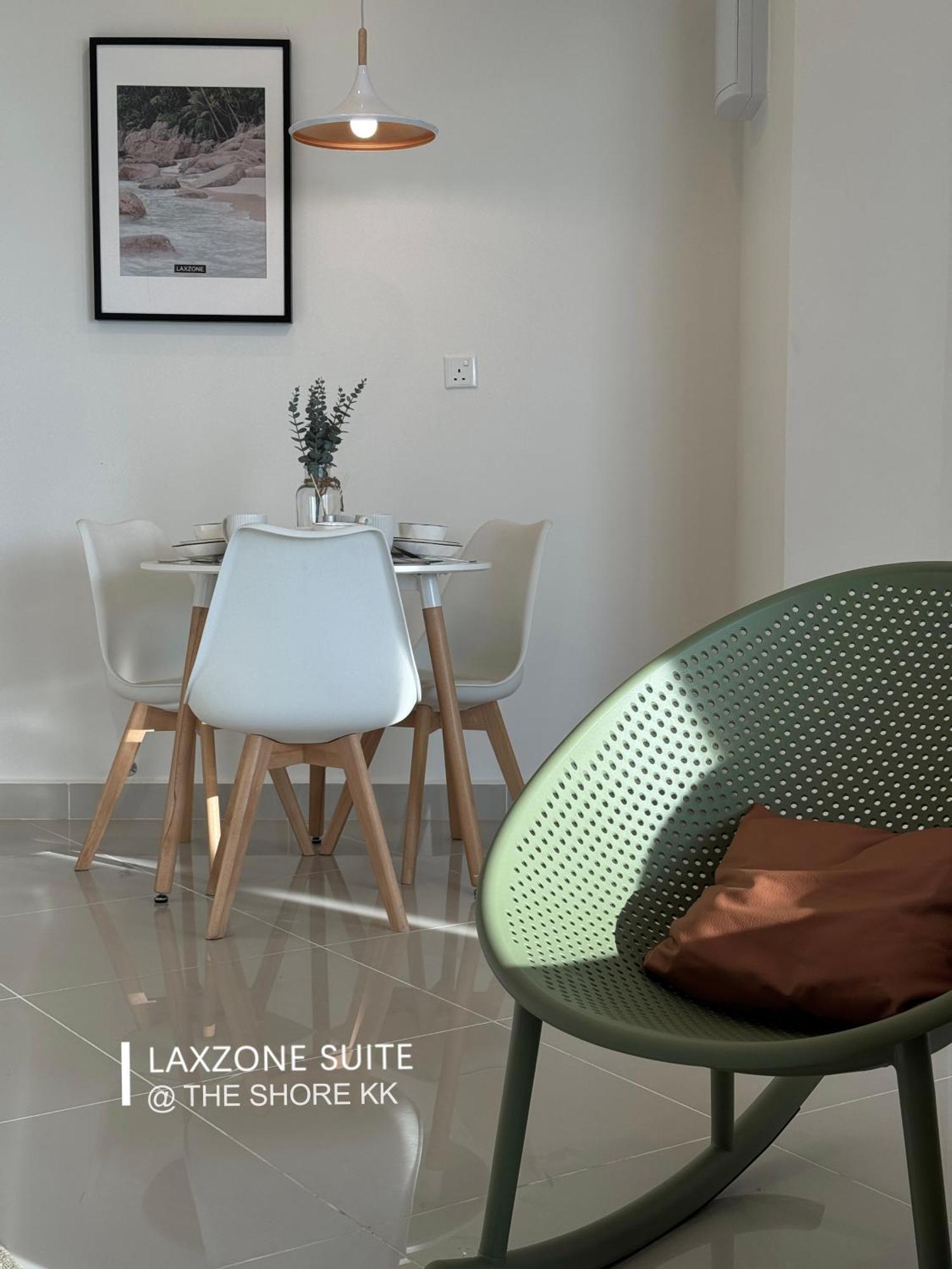 The Shore Cbd Kota Kinabalu By Laxzone Suite מראה חיצוני תמונה