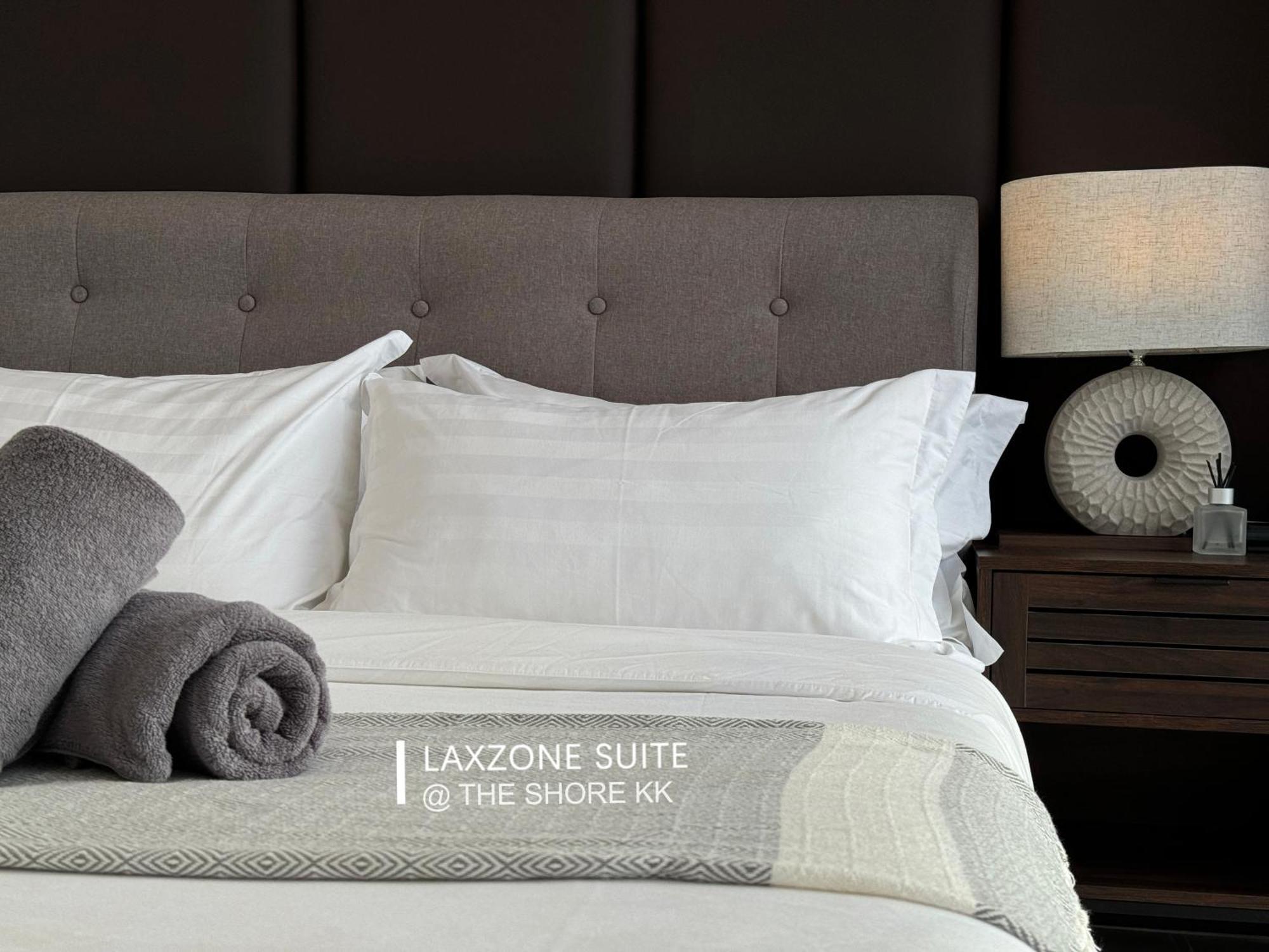 The Shore Cbd Kota Kinabalu By Laxzone Suite מראה חיצוני תמונה