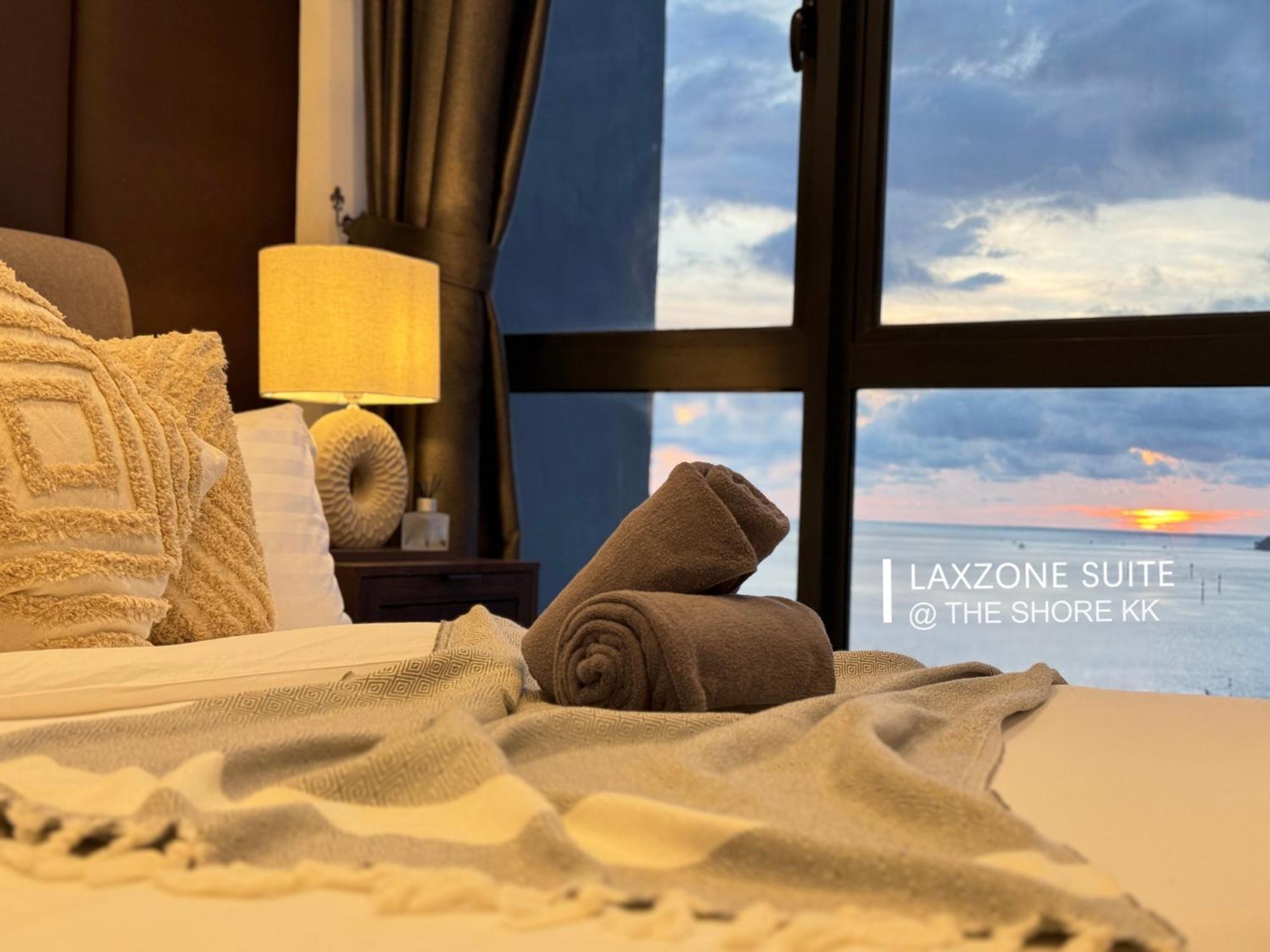 The Shore Cbd Kota Kinabalu By Laxzone Suite מראה חיצוני תמונה