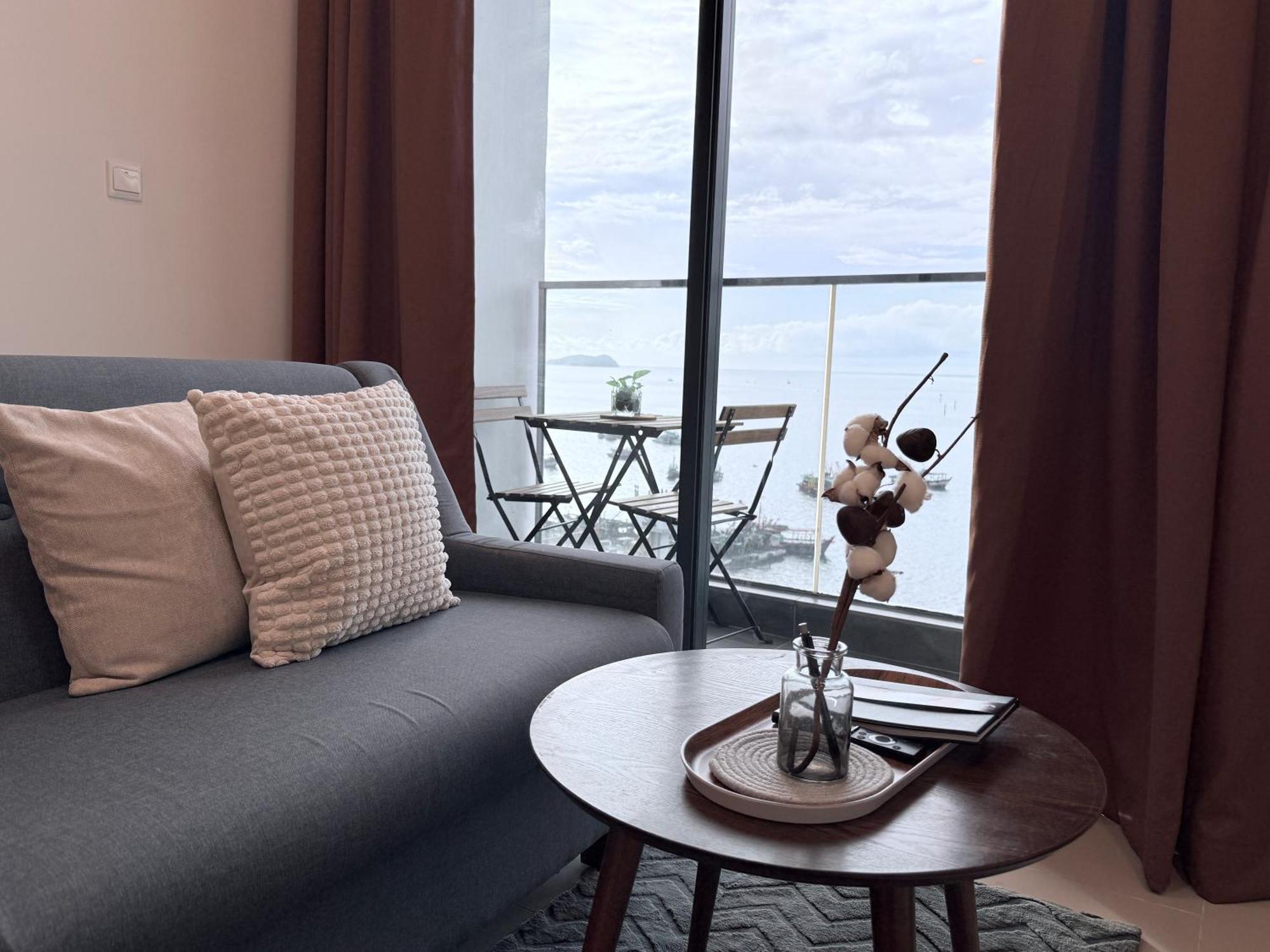 The Shore Cbd Kota Kinabalu By Laxzone Suite מראה חיצוני תמונה