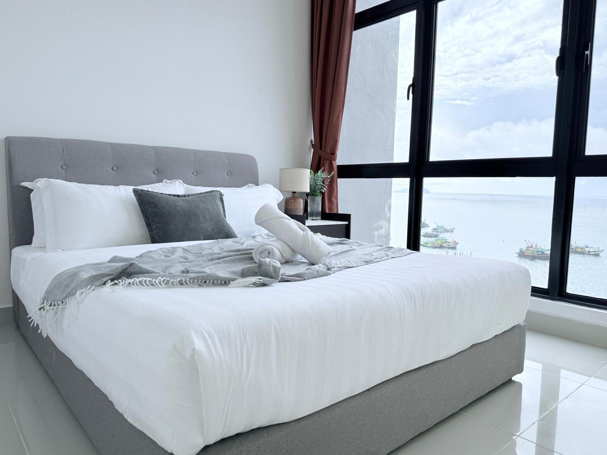 The Shore Cbd Kota Kinabalu By Laxzone Suite מראה חיצוני תמונה