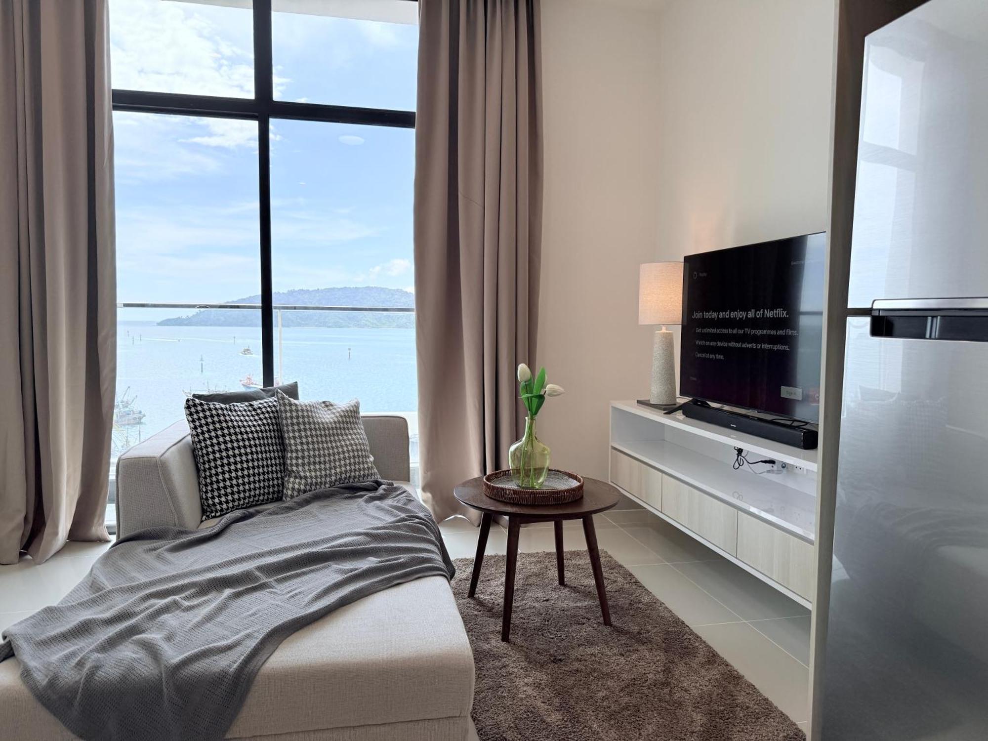 The Shore Cbd Kota Kinabalu By Laxzone Suite חדר תמונה